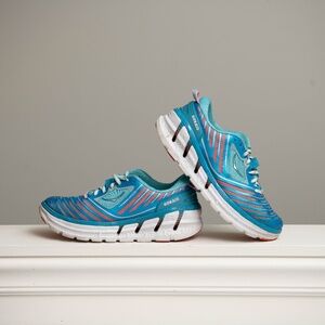 HOKA Vanquish Shoes Womens Size 9 Blue Coral Running Shoes Chunky Cushioned